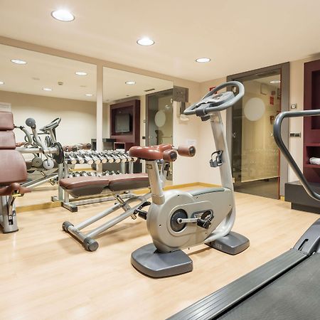 Ilunion Almirante Hotel Барселона Екстериор снимка