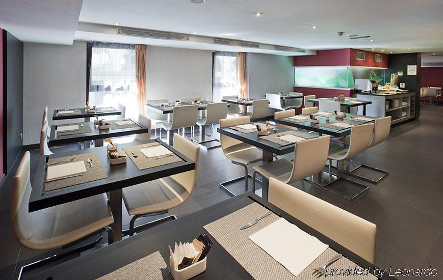 Ilunion Almirante Hotel Барселона Ресторант снимка